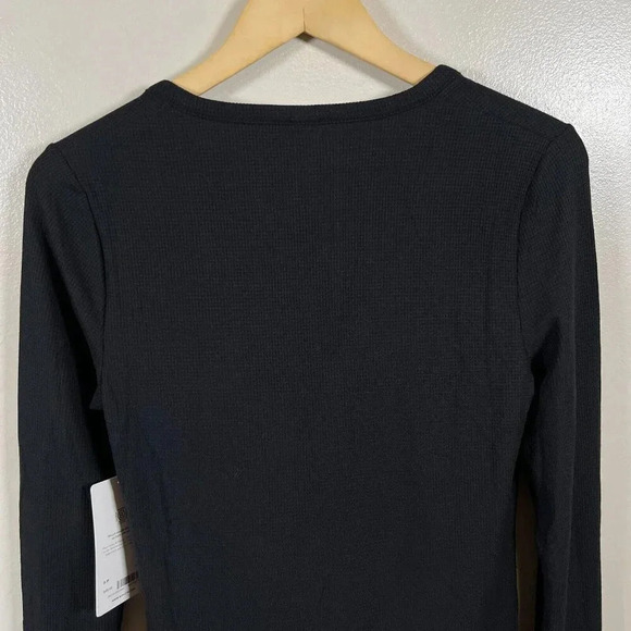 Athleta Wind Down Sleep Top Size Small Black Waffle Knit Henley Lounge Comfy - Picture 9 of 10